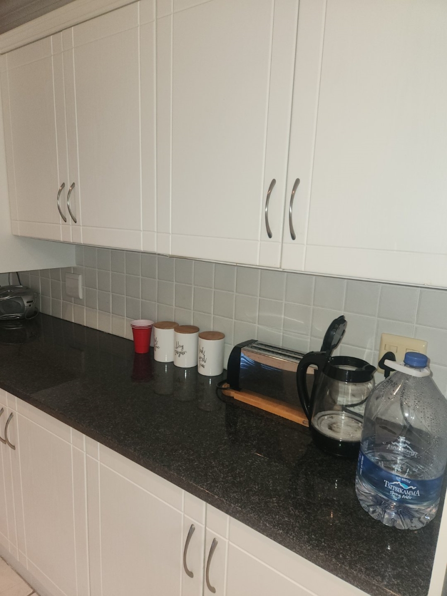 3 Bedroom Property for Sale in Jeffreys Bay Central Eastern Cape